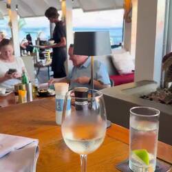 im "it's raining fishes". Uwe hat gerade den Sonnenuntergang fotografiert