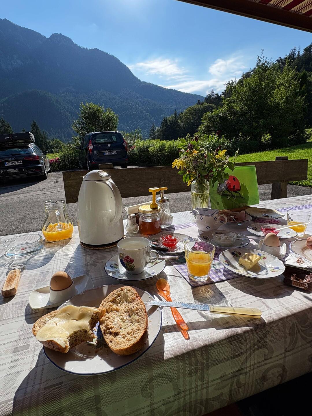 Frühstück im Freien🥚☕️