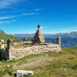 ... und ein weiterer Soldatenfriedhof.