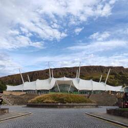 Dynamic Earth
