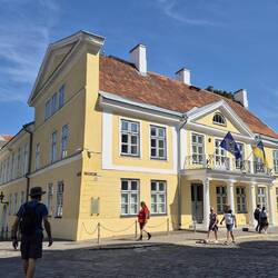 Die Deutsche Botschaft, im Regierungsviertel