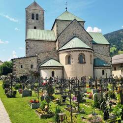 ... oder die Stiftskirche ...