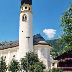Kirchen gibt es einige in Innichen, wie die St. Michaelskirche...