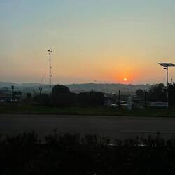 Wunderschöner Sonnenaufgang in Entebbe, ein Abschiedsgruss der nicht schöner sein könnte