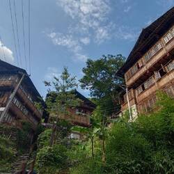 Le village de Ping'an, tout en bois, et très abandonné 🫤