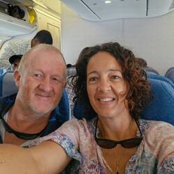 Trying to show Fox where to look when taking a selfie 🤣😂