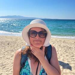 Jess starting a new hat trend