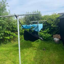 Hängematte mit Sonnenschutz