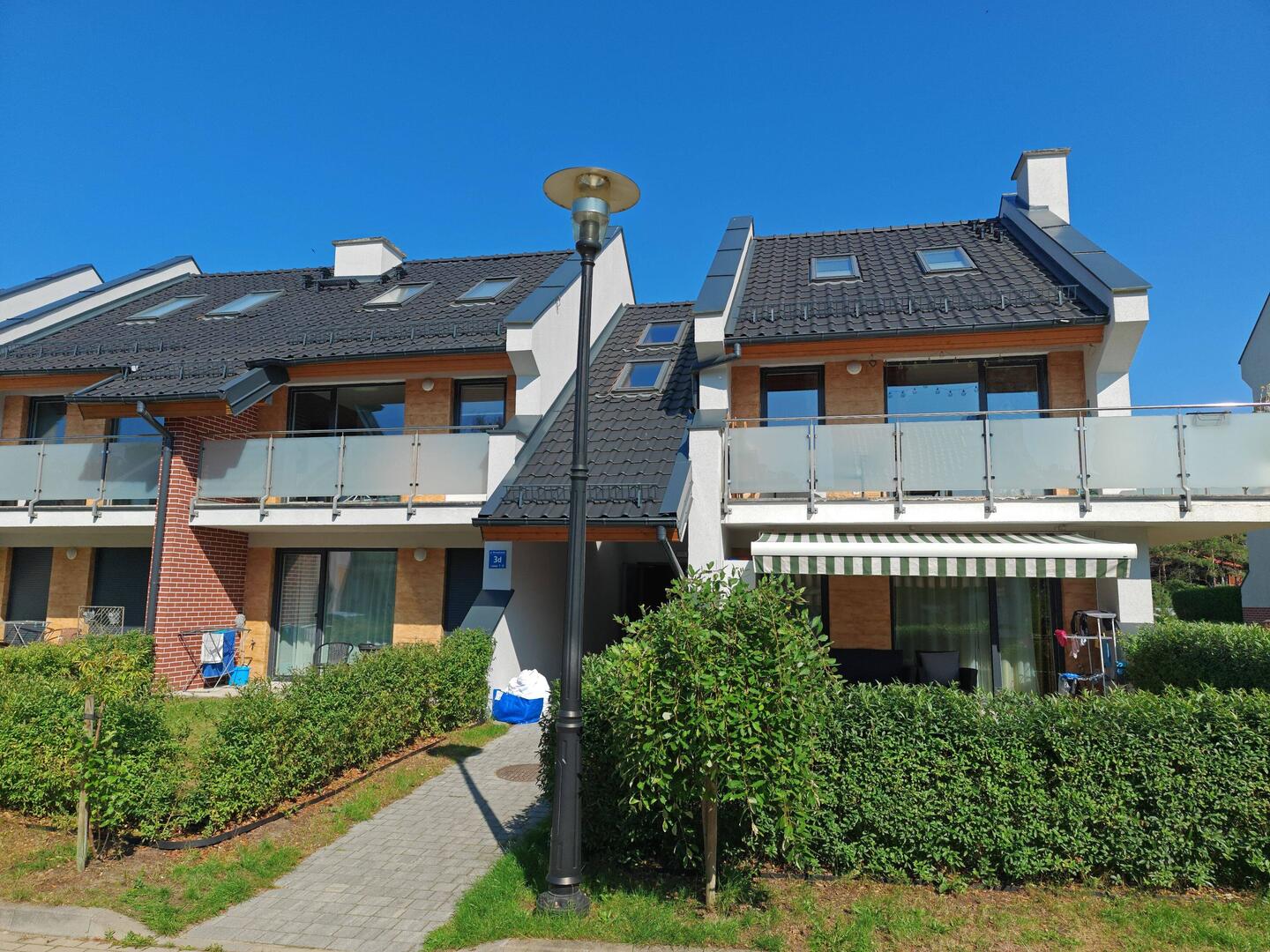 Unsere Ferienwohnung befindet sich in diesem Haus - rechts oben, aber zur anderen Seite...