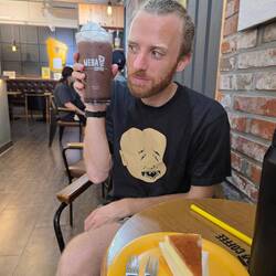 Mega Choco-latte in Sokcho market