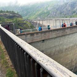 Über die Staumauern