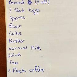 i write a shoppinglist every morning, that jorge knows what I need for the day