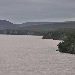 Es gibt eine große Lagune...