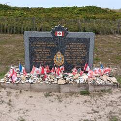 Gedenkstein an kanadische Gefallene