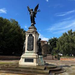 WW1 & WW2 monument at castle park