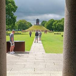 Eingang zum Friedhof