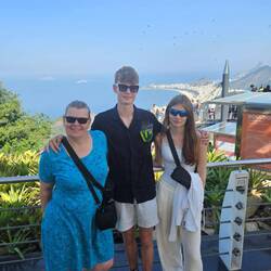 Hinter uns die Copacabana