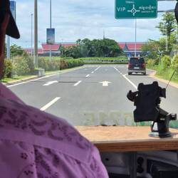 By tuk tuk to the airport