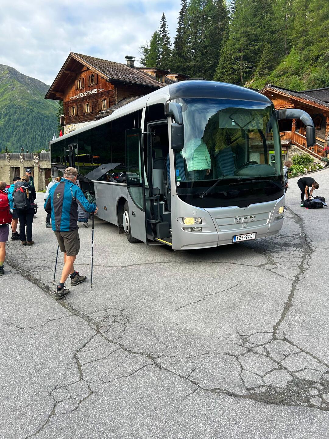 Bustransfer ins Defreggental