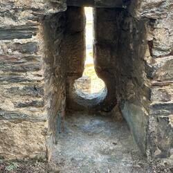 Arrow slit becomes a canon slit