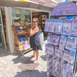 Hier liegt der ganze lavendel 🥺