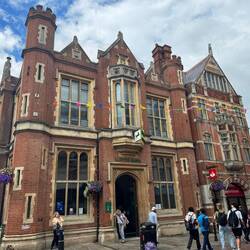 Lloyds bank building
