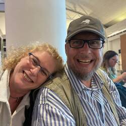 Gleich geht´s los...um 19.35 Uhr startet unser Flieger nach Tahiti