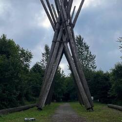 Das Kyrill-Tor. Errichtet nach dem furchtbaren Sturm 2007