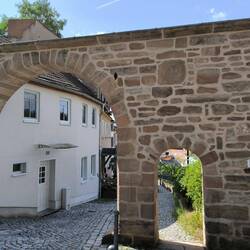 Rotes Tor