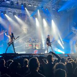 Kreator hat den Bassisten von Dragonforce geklaut!