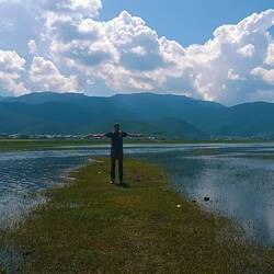 Petite bande de terre restante