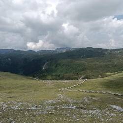 Descente à pied, des escaliers encore et toujours