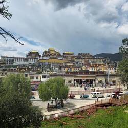 Elle a été détruite pendant la révolution culturelle et entièrement reconstruite dans les années 80