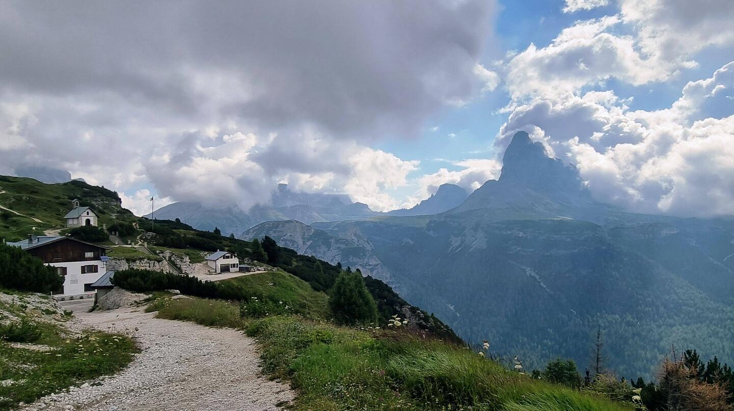 Rifugio Bosi und die Drei Zinnen