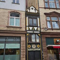 Schmales Haus