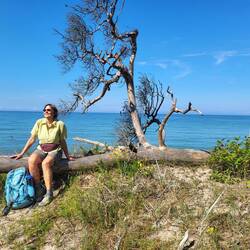 Hier genießen wir unser Obst.