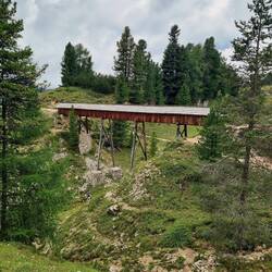 Wasseräquadukt der Alm Plätzwiese ...