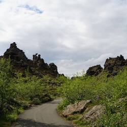 Lavafeld Dimmuborgir mit vielen Türmen