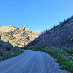 Ca. 40 Kilometer ging es leicht den Berg hoch. Immerhin war die Schlucht schön anzuschauen