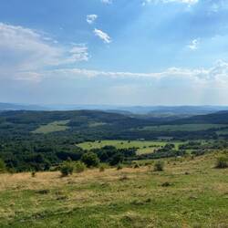 Blick auf das Tal in dem Lupeni liegt