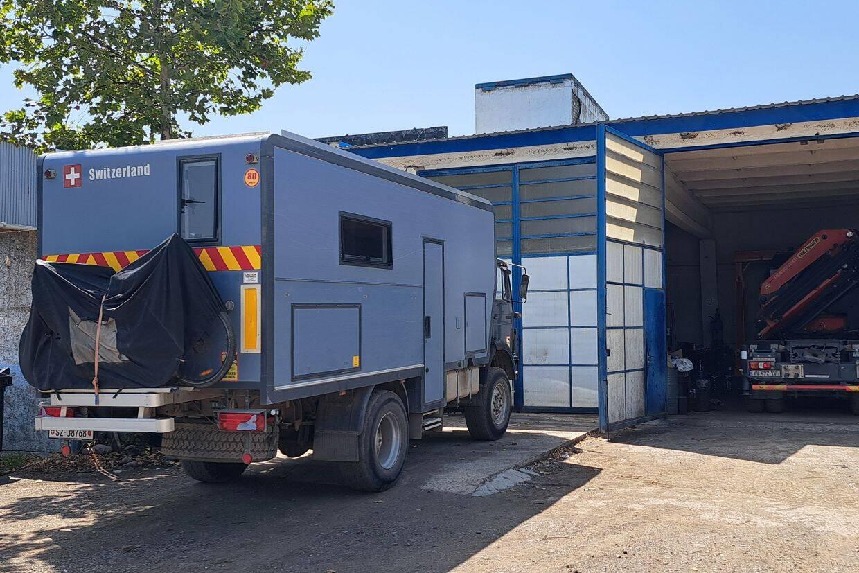 Mercedes Van Tblisi
