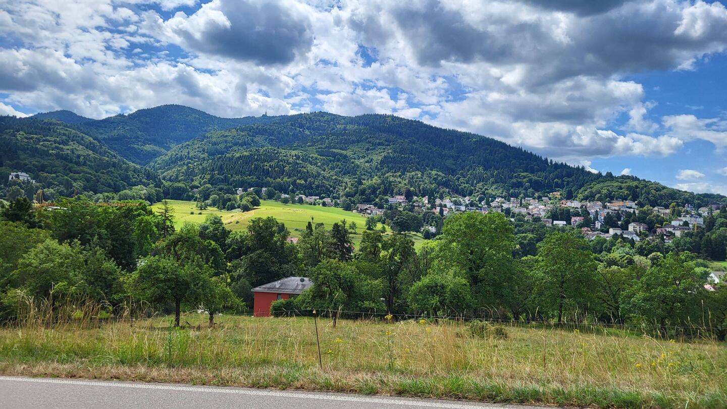 Blick auf Badenweiler und den Blauen