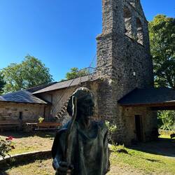 Iglesia de San Andrés in La Faba