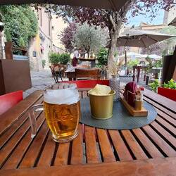 Alleen tafelen dan maar