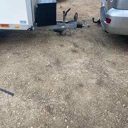 Leider ist uns beim Anhänger stellen das Stützrad kaputt gegangen 😢