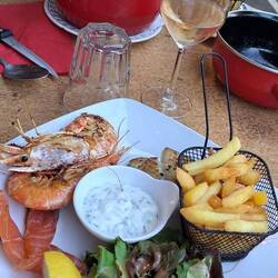 Trilogie des fruits de mer, Wilfried hat dann noch meine pommes bekommen, damit er satt wird 🫣