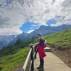 Les autorités obligent les touristes à se munir de bouteille d'oxygène... buiseness is buiseness