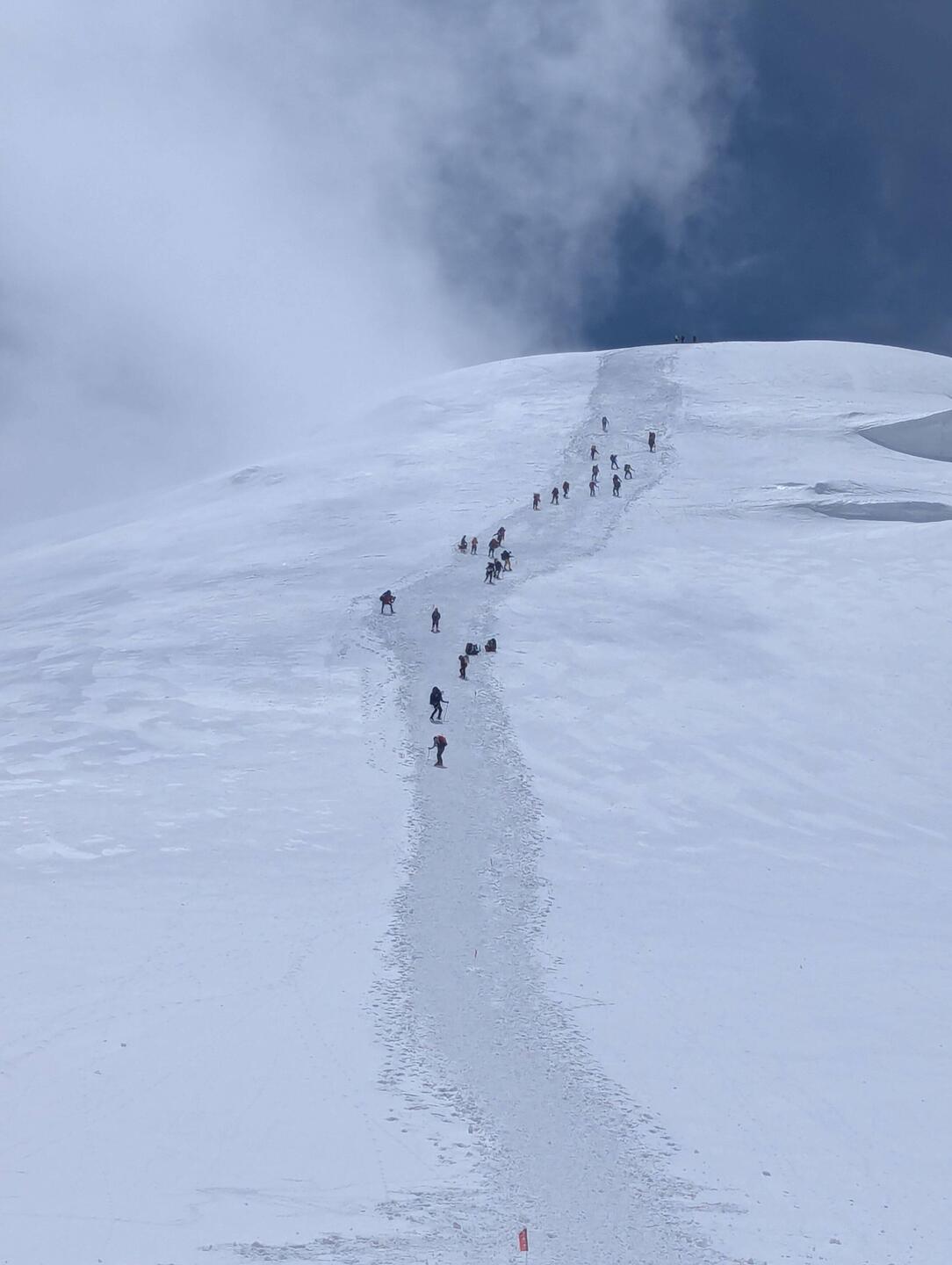 Knapp unter Camp 3