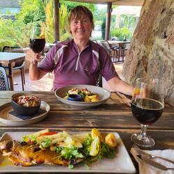 Wolli bekommt Forelle, ich esse vegetarisch!