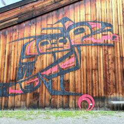 ... mit rätselhaften Figuren ...